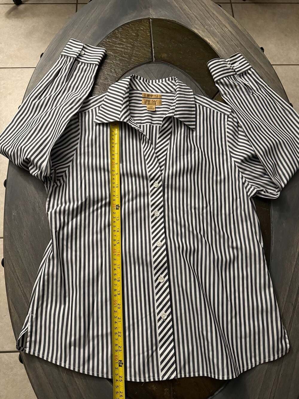 Gold Label Investments Petites Non-Iron Black and CottonShirt Size 12P